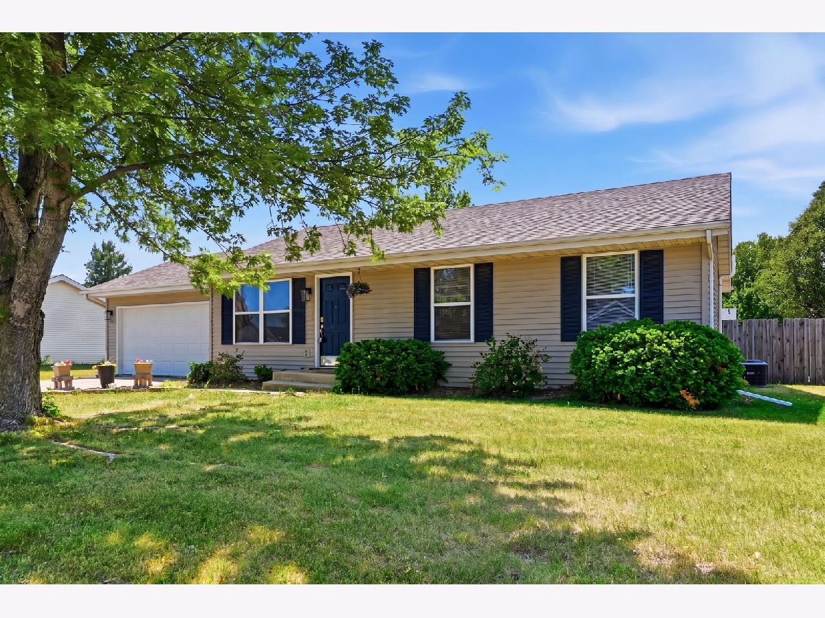  For Sale South Beloit Illinois, 5708 Pierce Lane