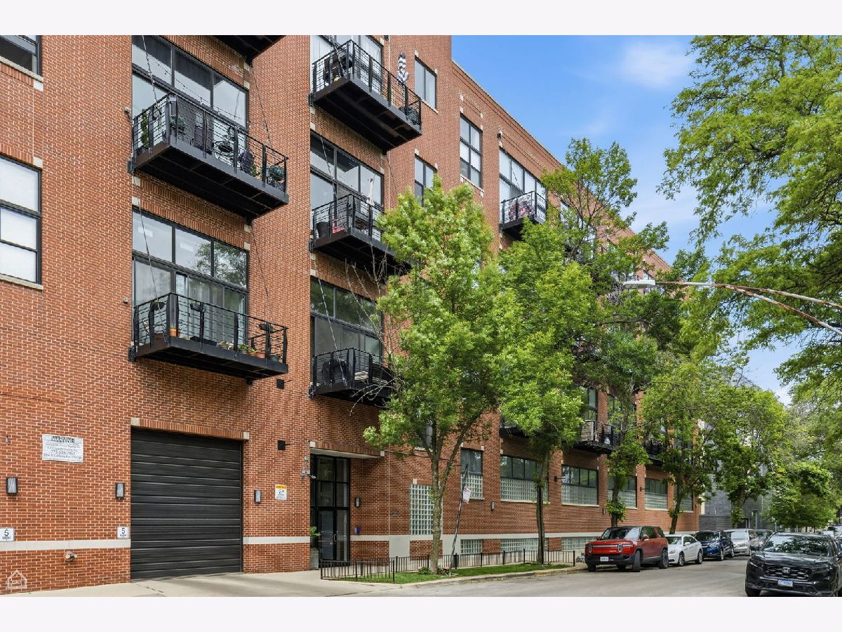 Condominiums & Homes For Rent Palmer Square Chicago Illinois, 1934 Washtenaw