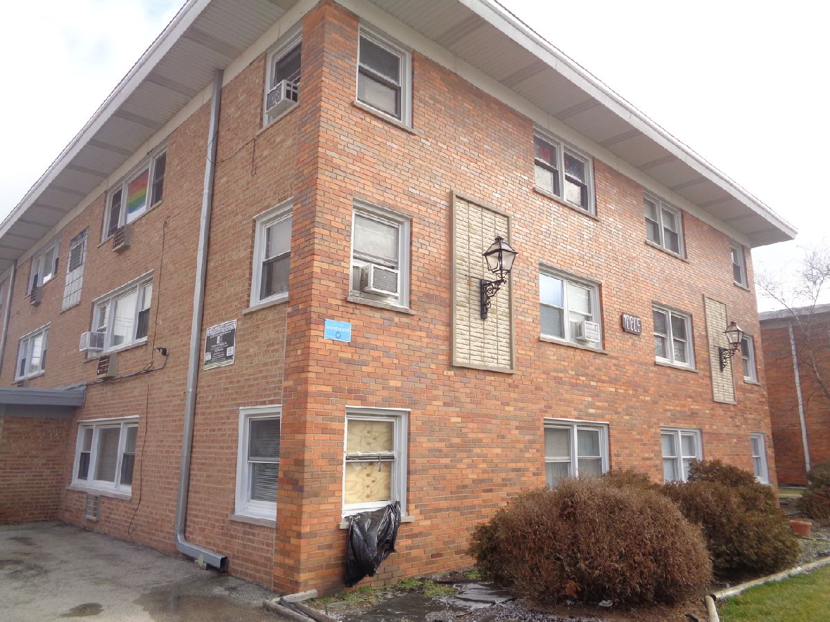  For Rent Worth Illinois, 10805 Lloyd