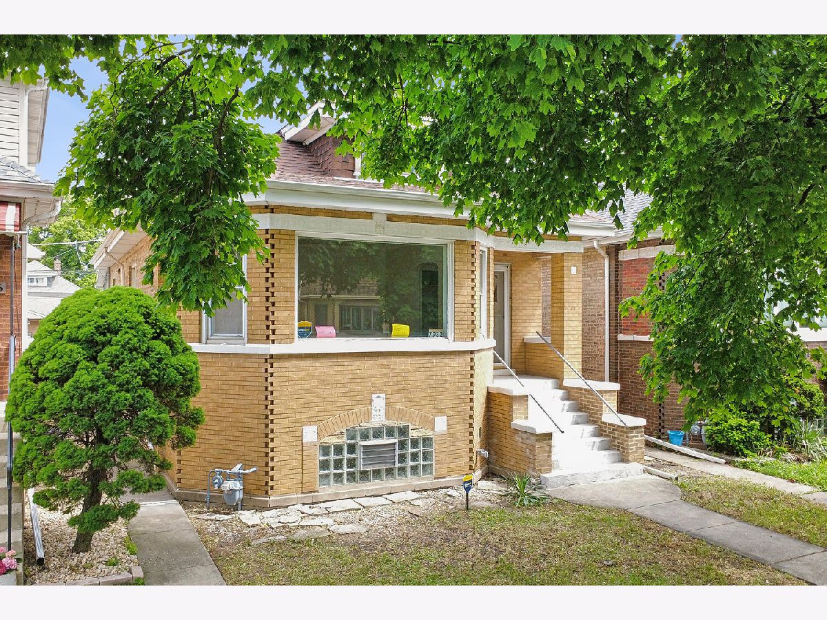  For Sale Elmwood Park Illinois, 7932 Cressett Drive