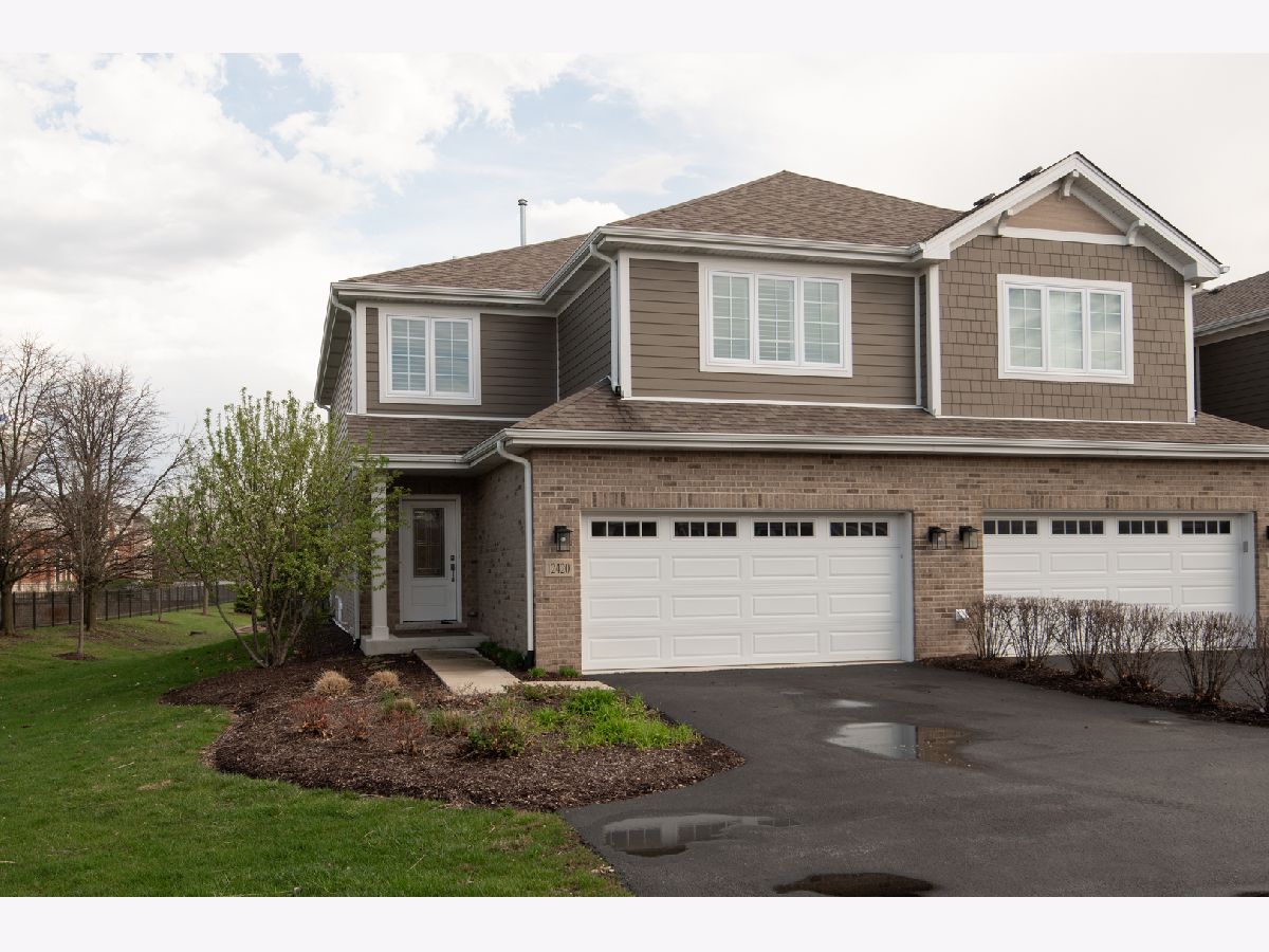  For Sale Lemont Illinois, 12420 Lacey Drive