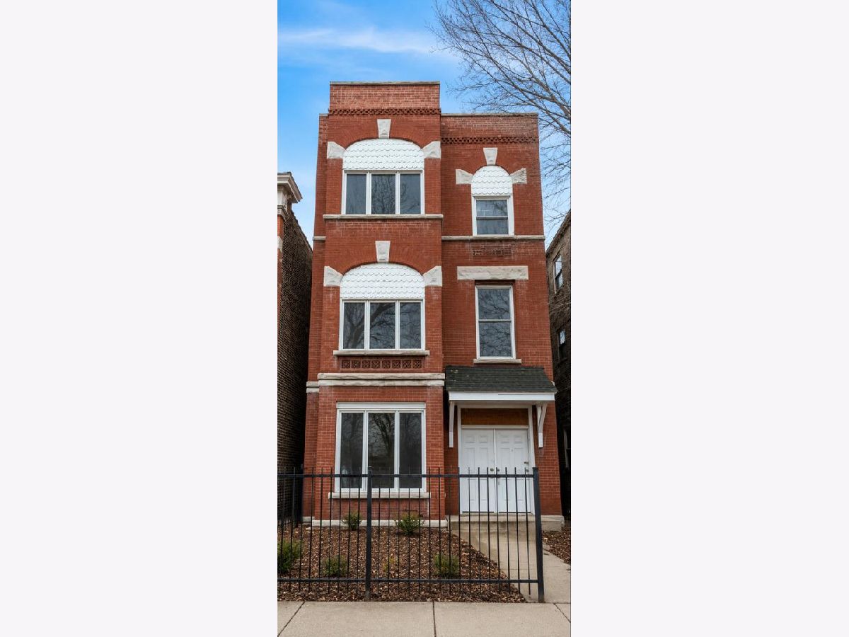  For Sale Chicago Illinois, 3018 Flournoy Street