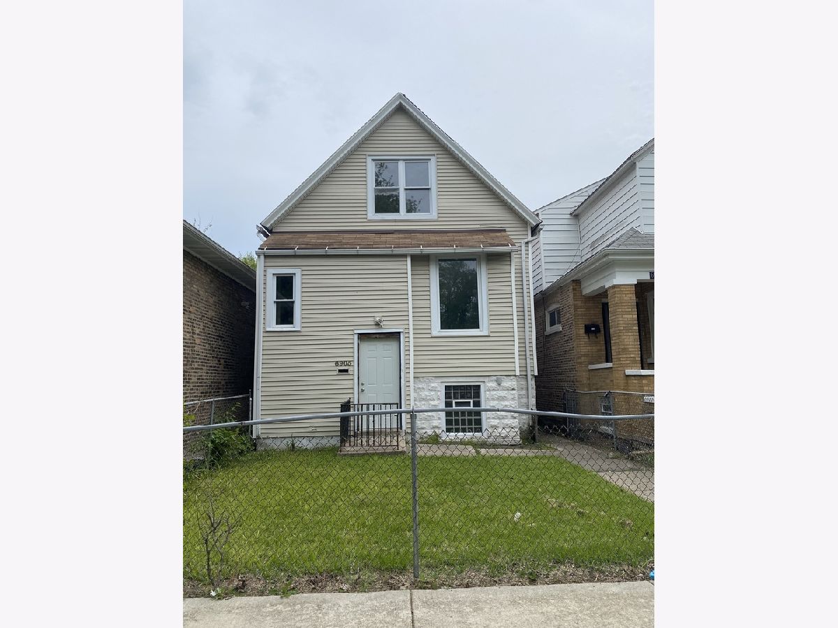  For Sale Woodlawn Illinois, 6905 Woodlawn Avenue