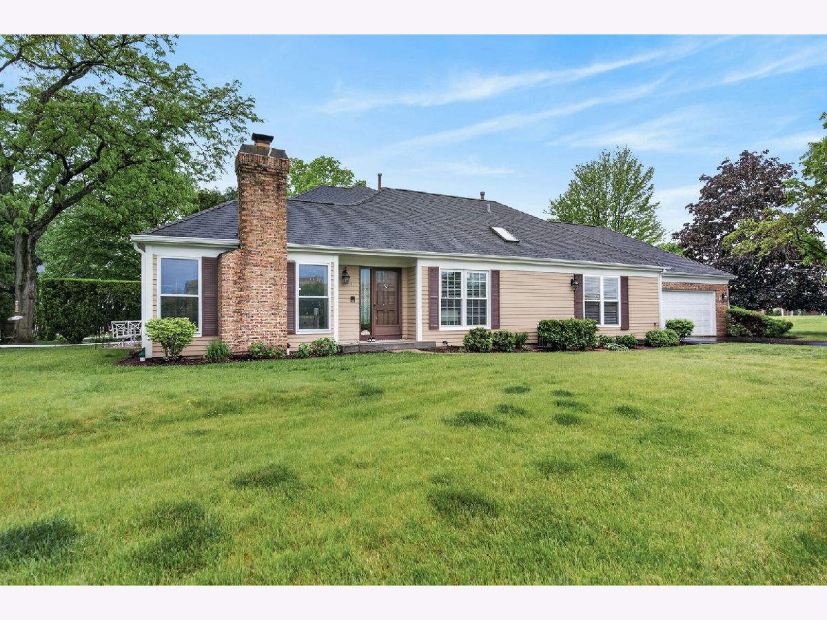  For Sale Lincolnshire Illinois, 131 Camden Court