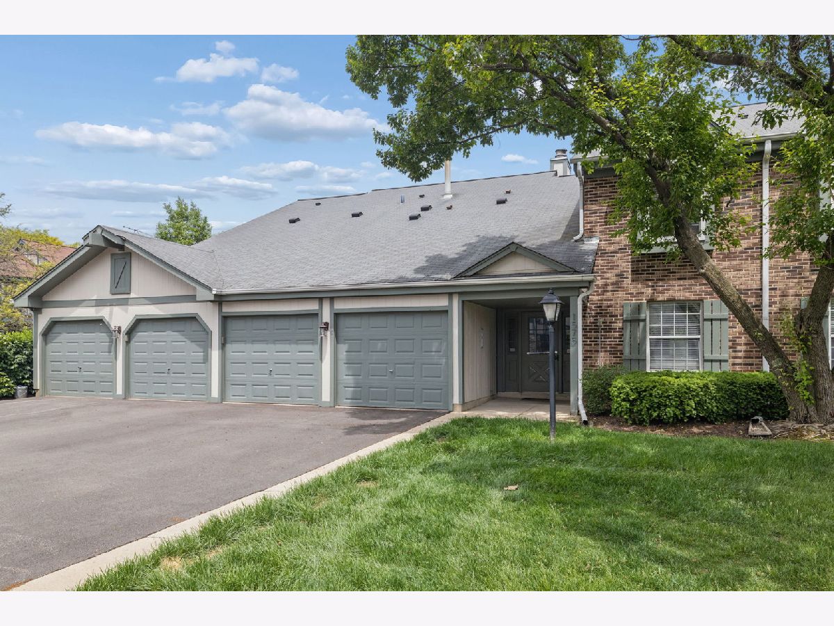  Sold Wheaton Illinois, 1575 Stonehill