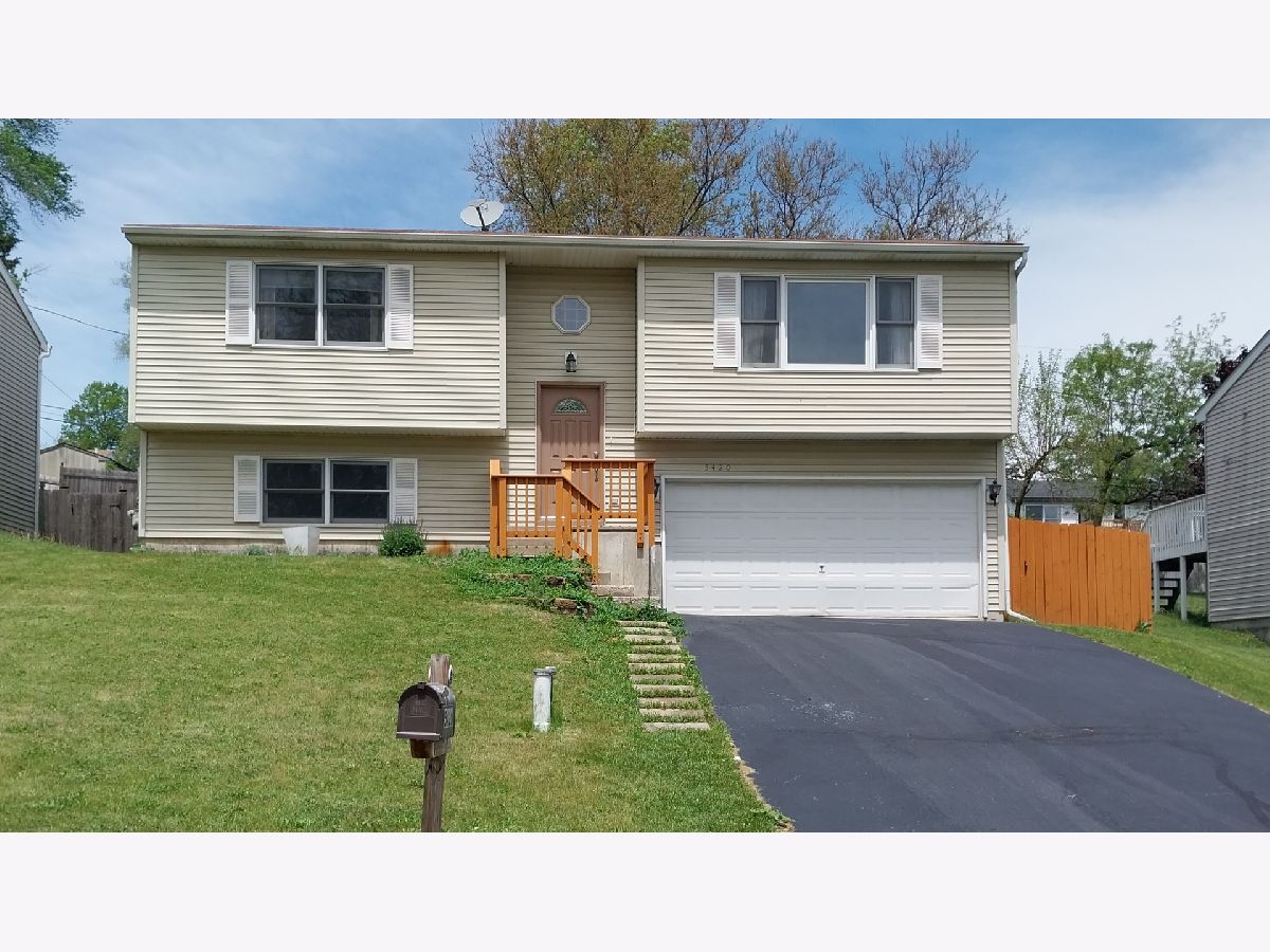  For Rent Mchenry Illinois, 5420 Hillside