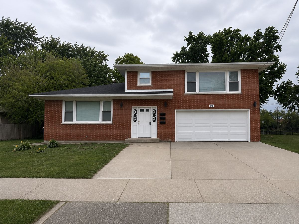  For Rent Barrington Illinois, 342 Russell