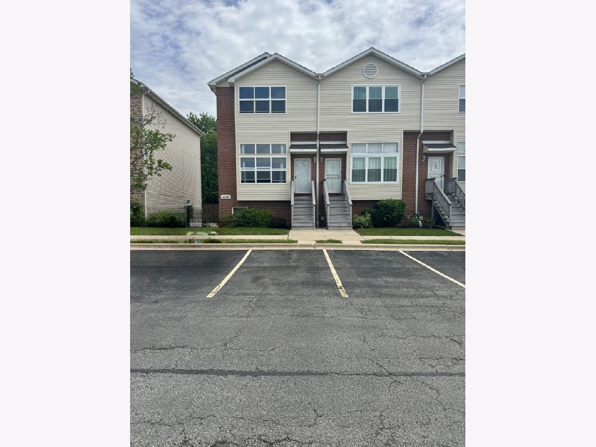  For Sale Blue Island Illinois, 12321 Meadow Lane
