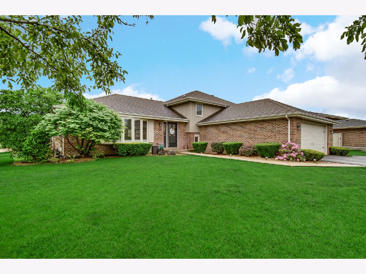  For Sale Tinley Park Illinois, 8601 Bethany Lane