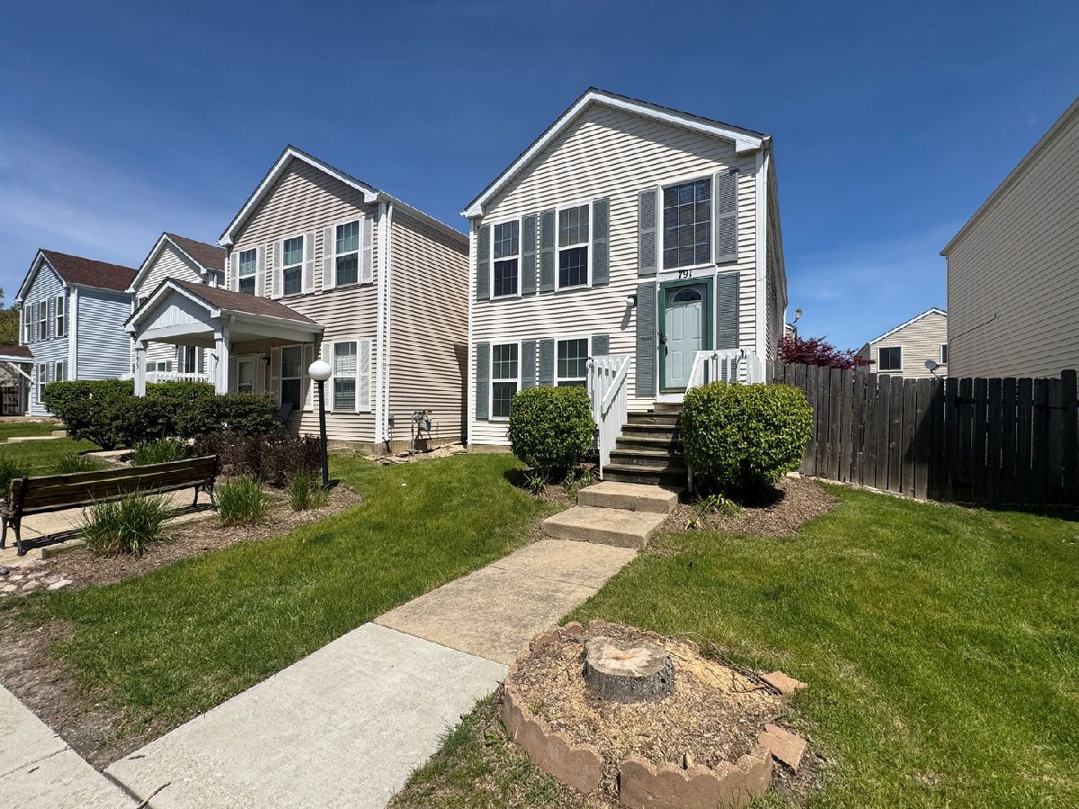  Rented Aurora Illinois, 791 Serendipity