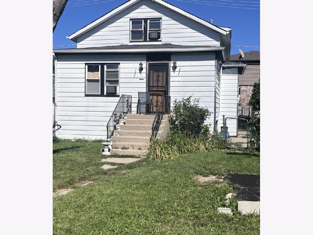  For Sale Chicago Illinois, 2355 Nordica Avenue