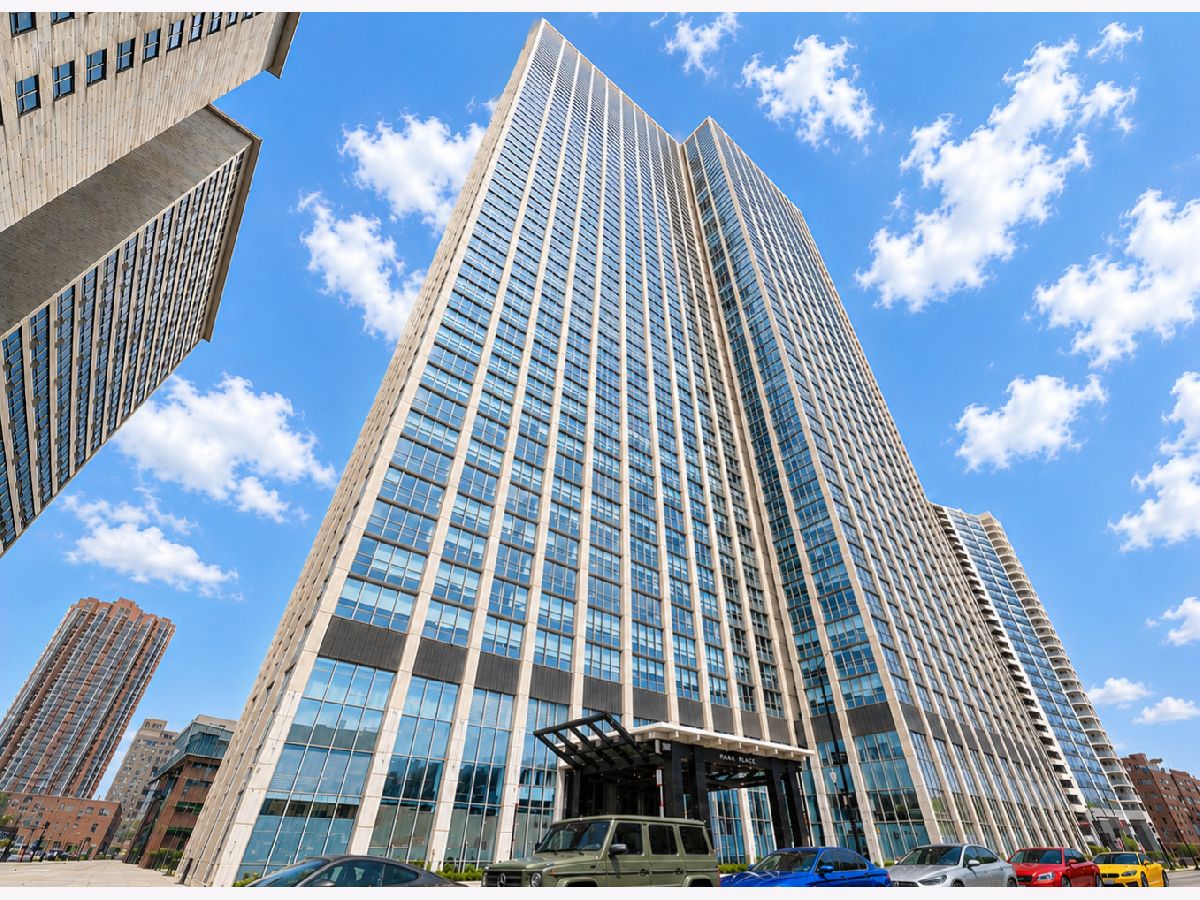  Rented Chicago Illinois, 655 Irving Park