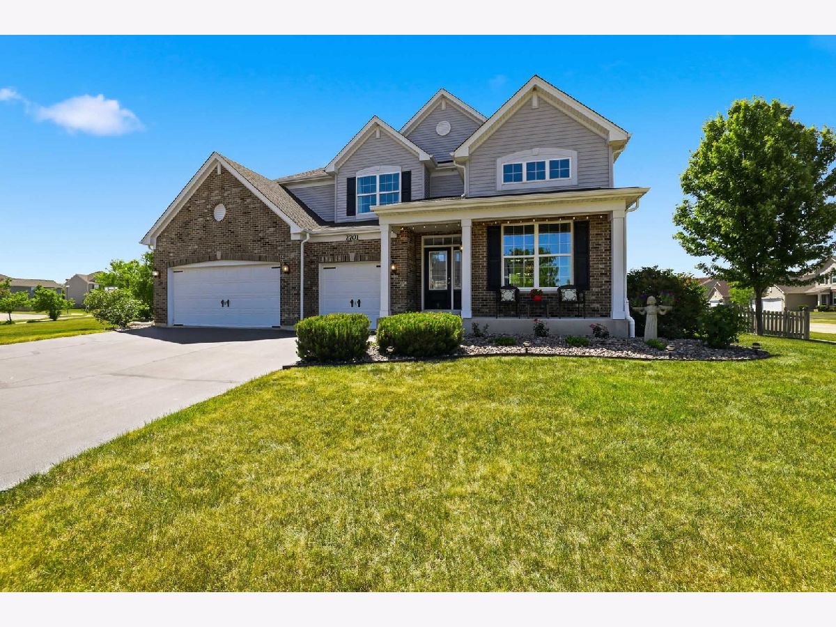  For Sale Woodstock Illinois, 2701 Woodworth Avenue
