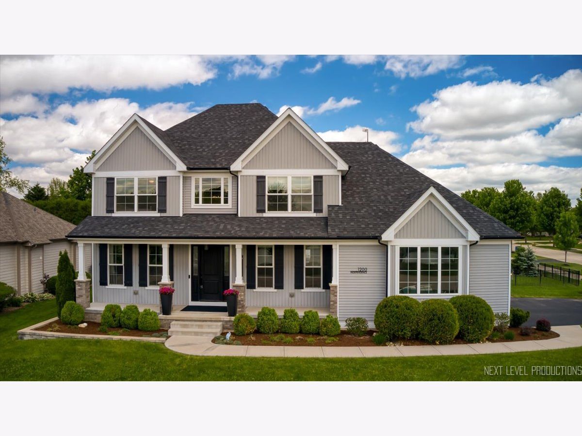  For Sale Elburn Illinois, 1200 Independence Avenue