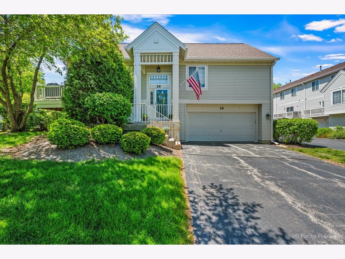 Townhomes & Condos & Homes For Sale Cambria Cary Illinois, 26 New Haven Drive