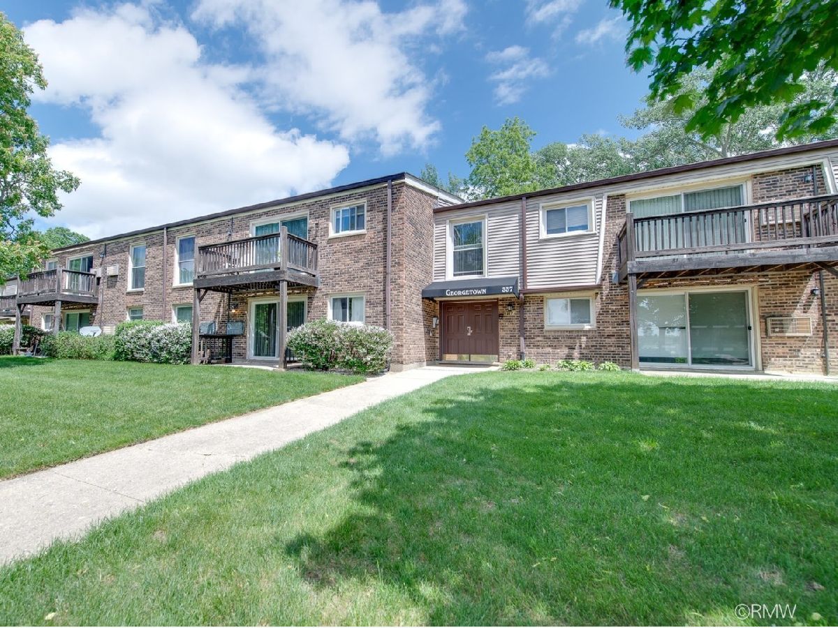 Condominiums For Sale Georgetown Palatine Illinois, 337 Carter Street