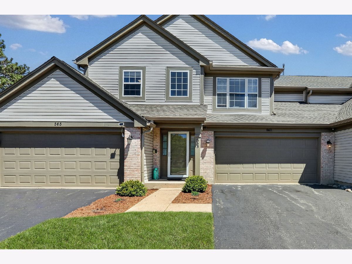  For Sale Lindenhurst Illinois, 563 Willow Way