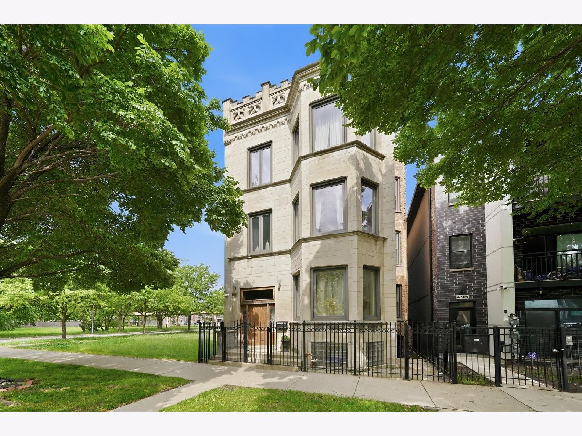  For Sale Chicago Illinois, 4507 Prairie Avenue