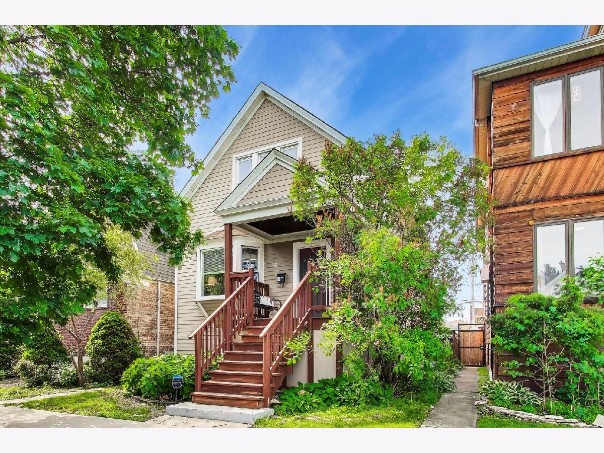  Rented Chicago Illinois, 4911 Grace