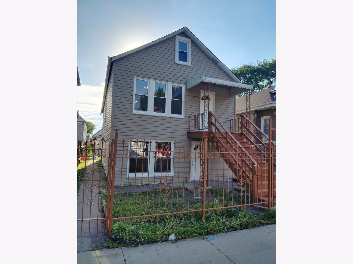  For Sale Chicago Illinois, 5806 Talman Avenue