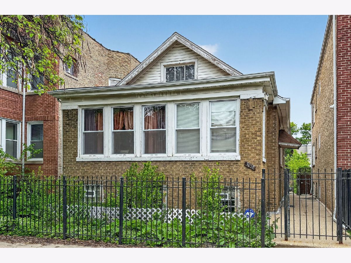  For Sale Chicago Illinois, 3018 Gunnison Street