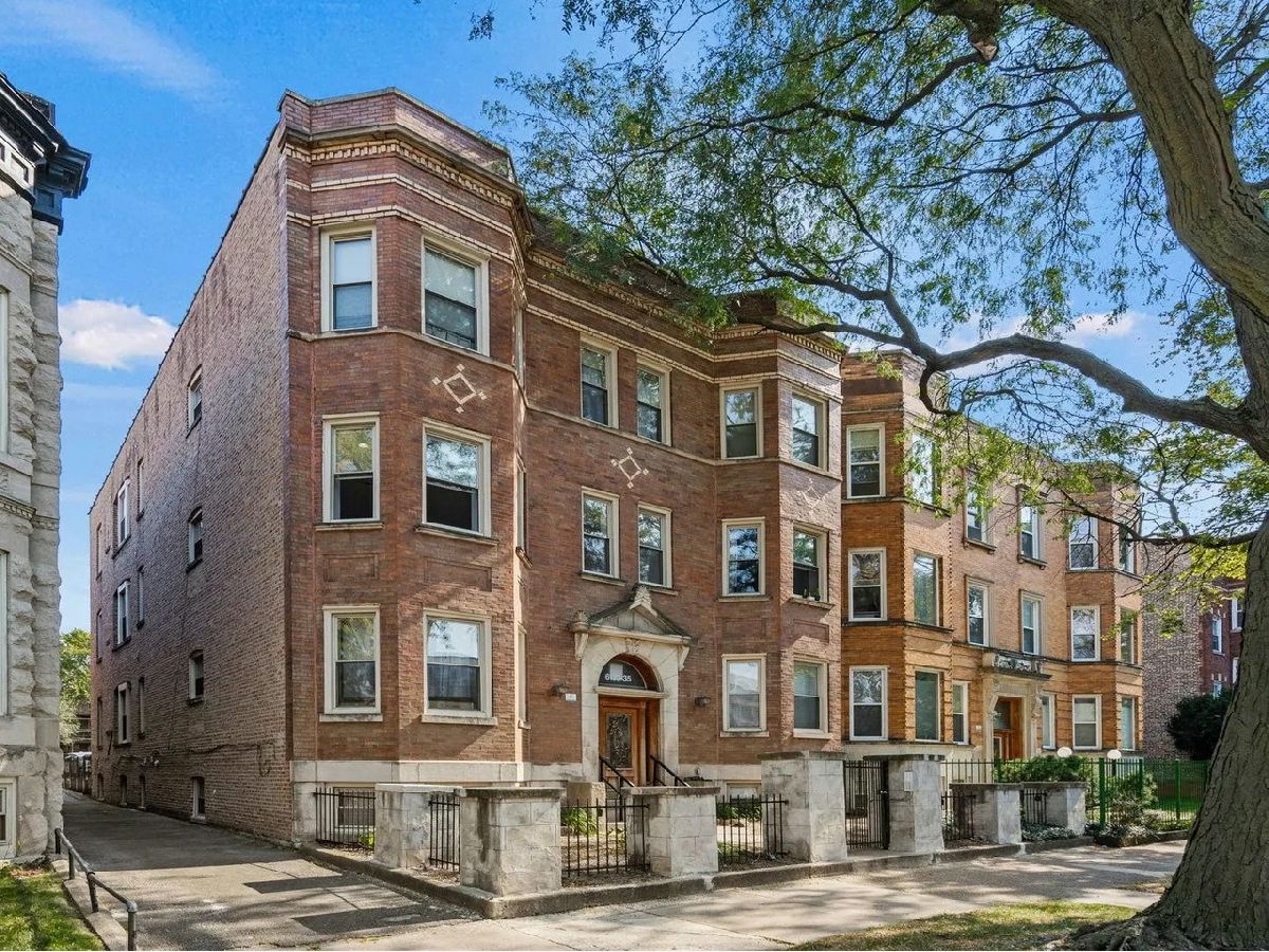  Rented Chicago Illinois, 6133 Drexel