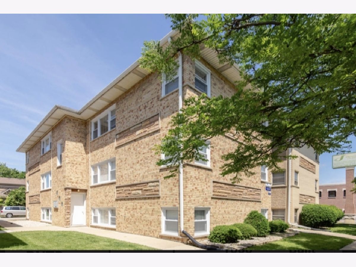  For Rent Harwood Heights Illinois, 4904 Harlem