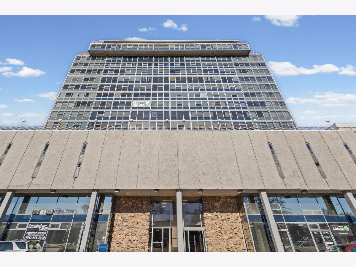  For Sale Elmwood Park Illinois, 7234 North Avenue