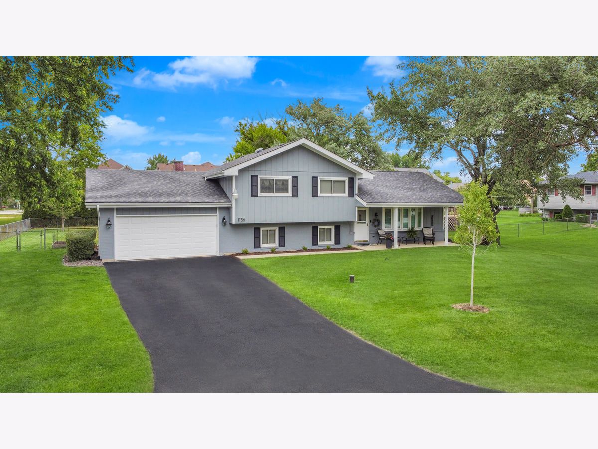  For Sale Downers Grove Illinois, 1136 Oxford Street
