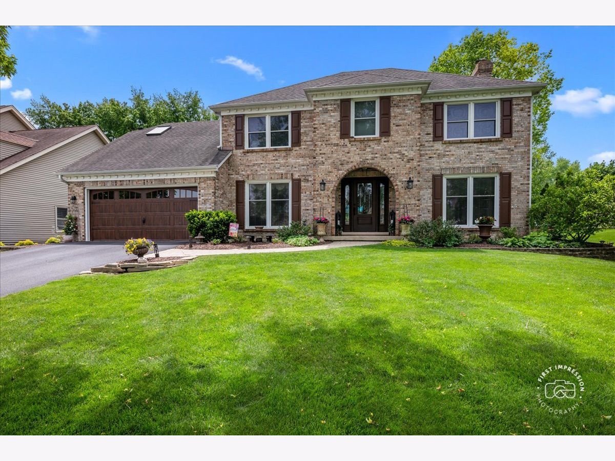  For Sale Naperville Illinois, 25W185 Setauket Avenue