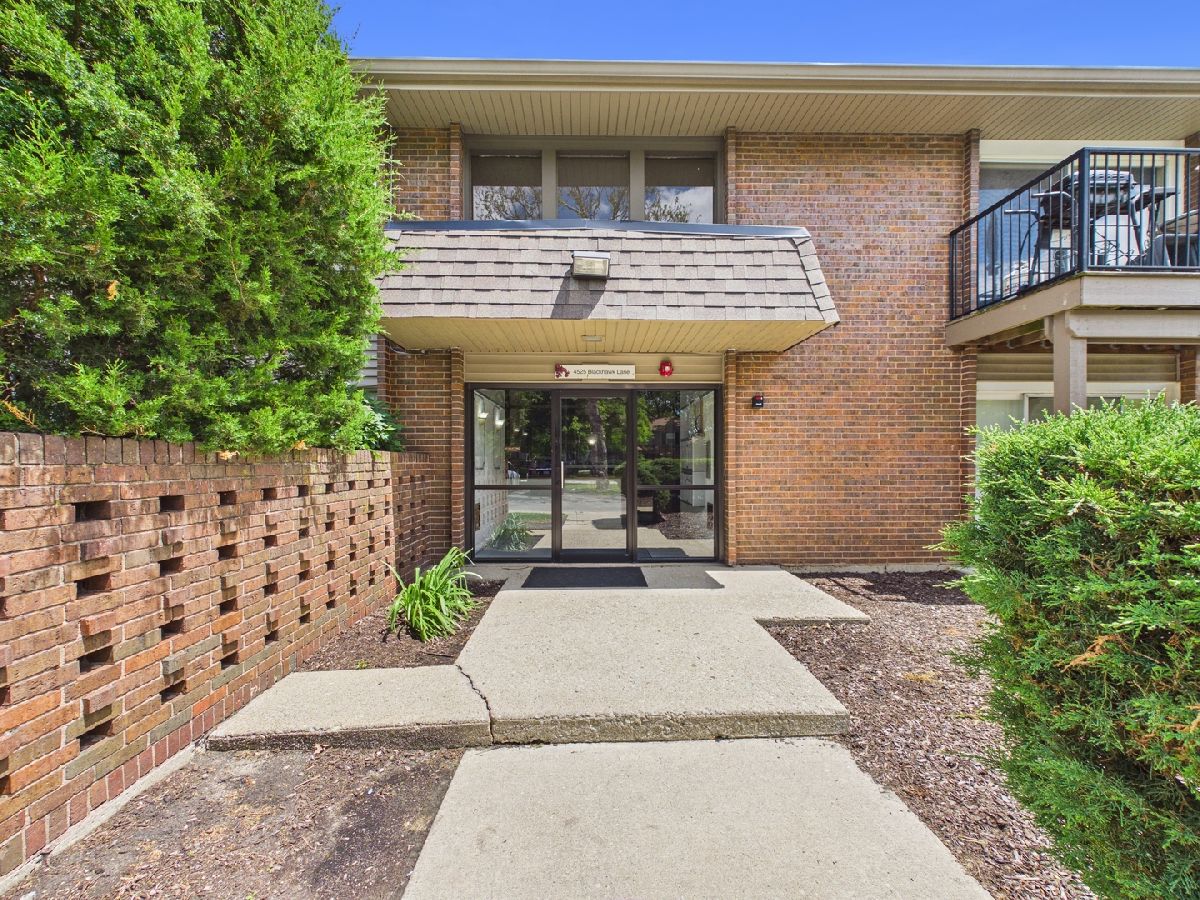  Rented Lisle Illinois, 4525 Blackhawk