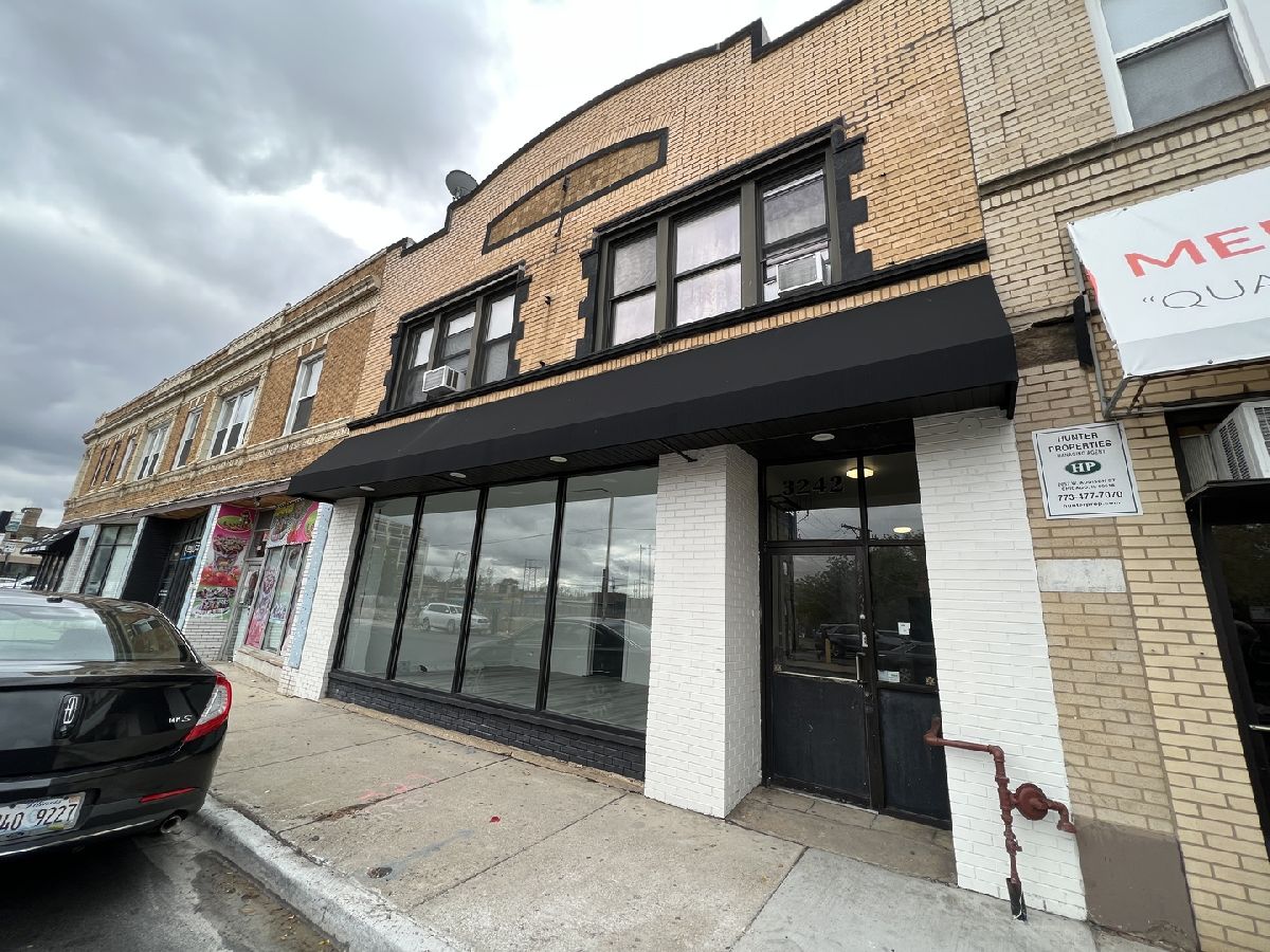  Rented Chicago Illinois, 3242 Pulaski