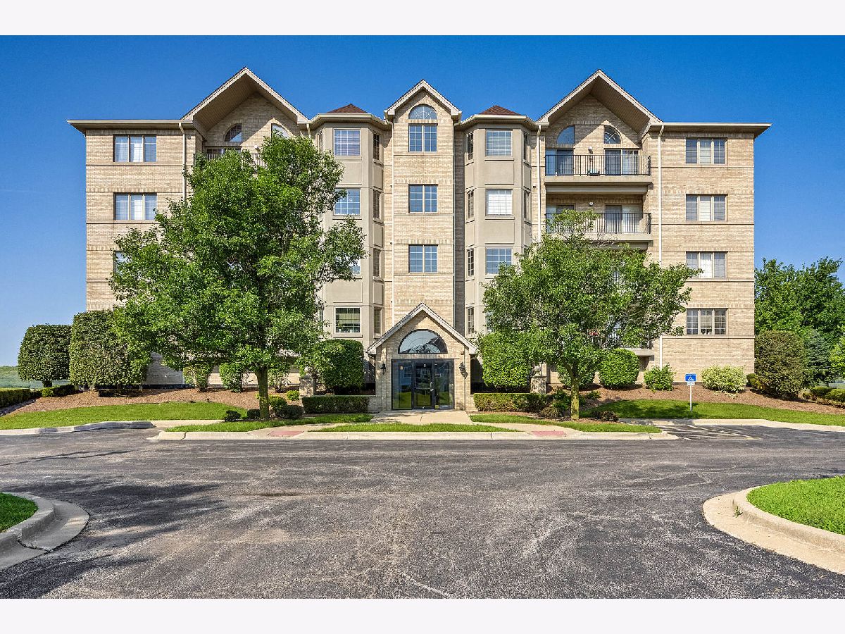  For Sale Woodridge Illinois, 8505 Woodward Avenue