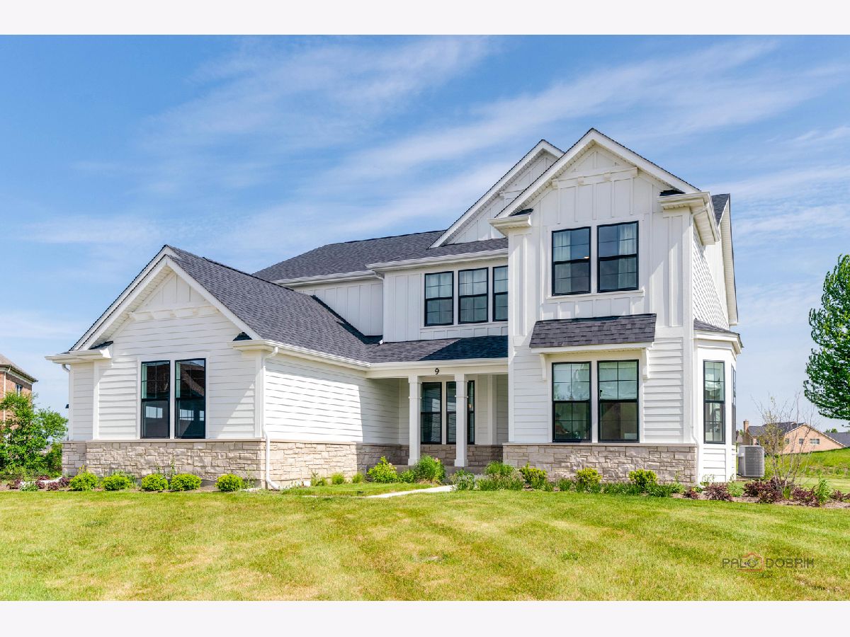  For Sale Hawthorn Woods Illinois, 9 Olympia Fields Court