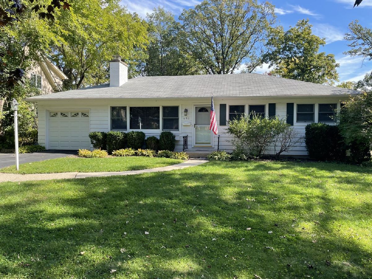  For Rent Lake Bluff Illinois, 651 Lincoln