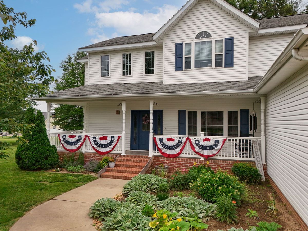  For Sale Herrin Illinois, 1601 Foxfire Lane