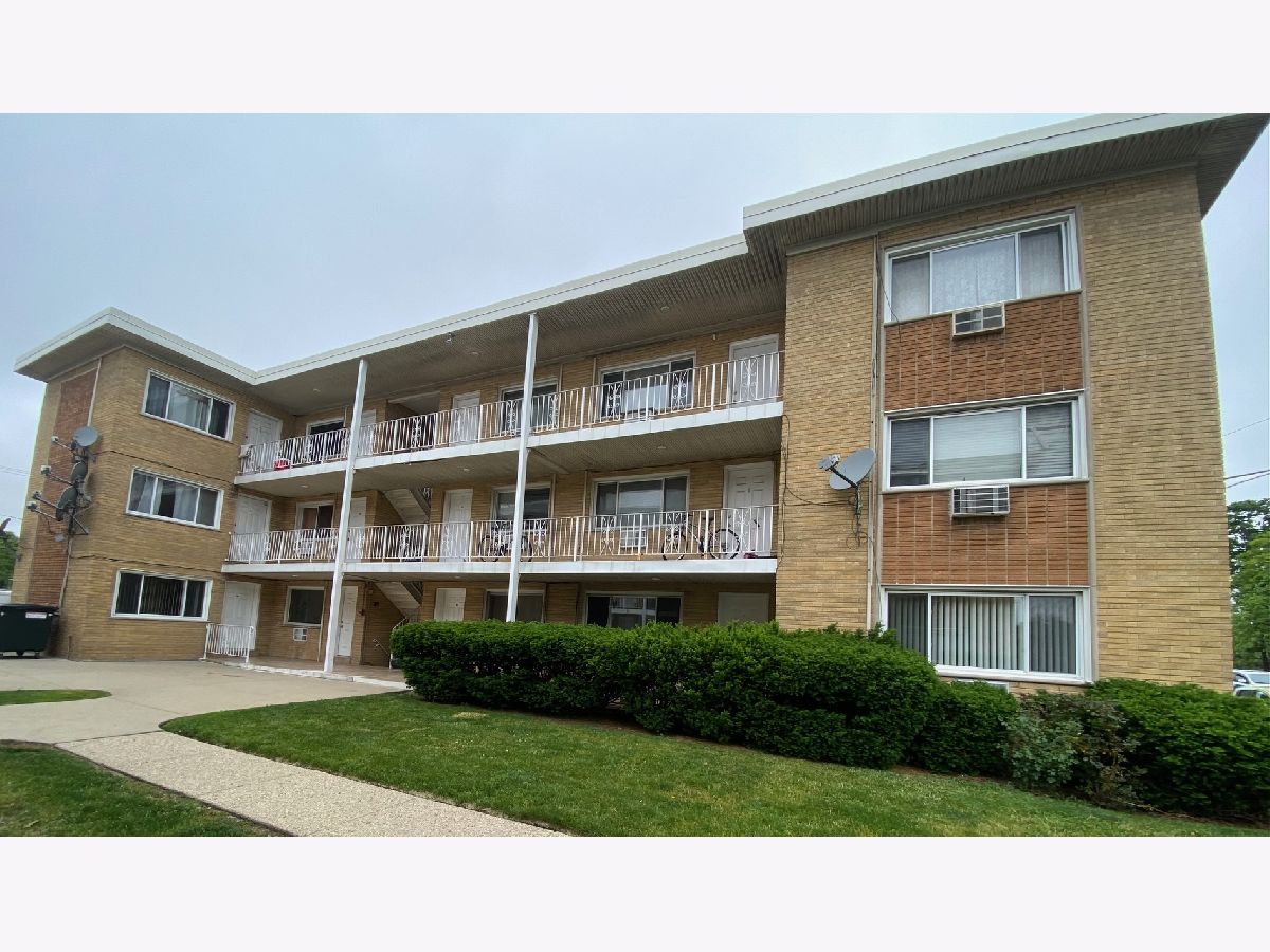  Rented Schiller Park Illinois, 4600 River
