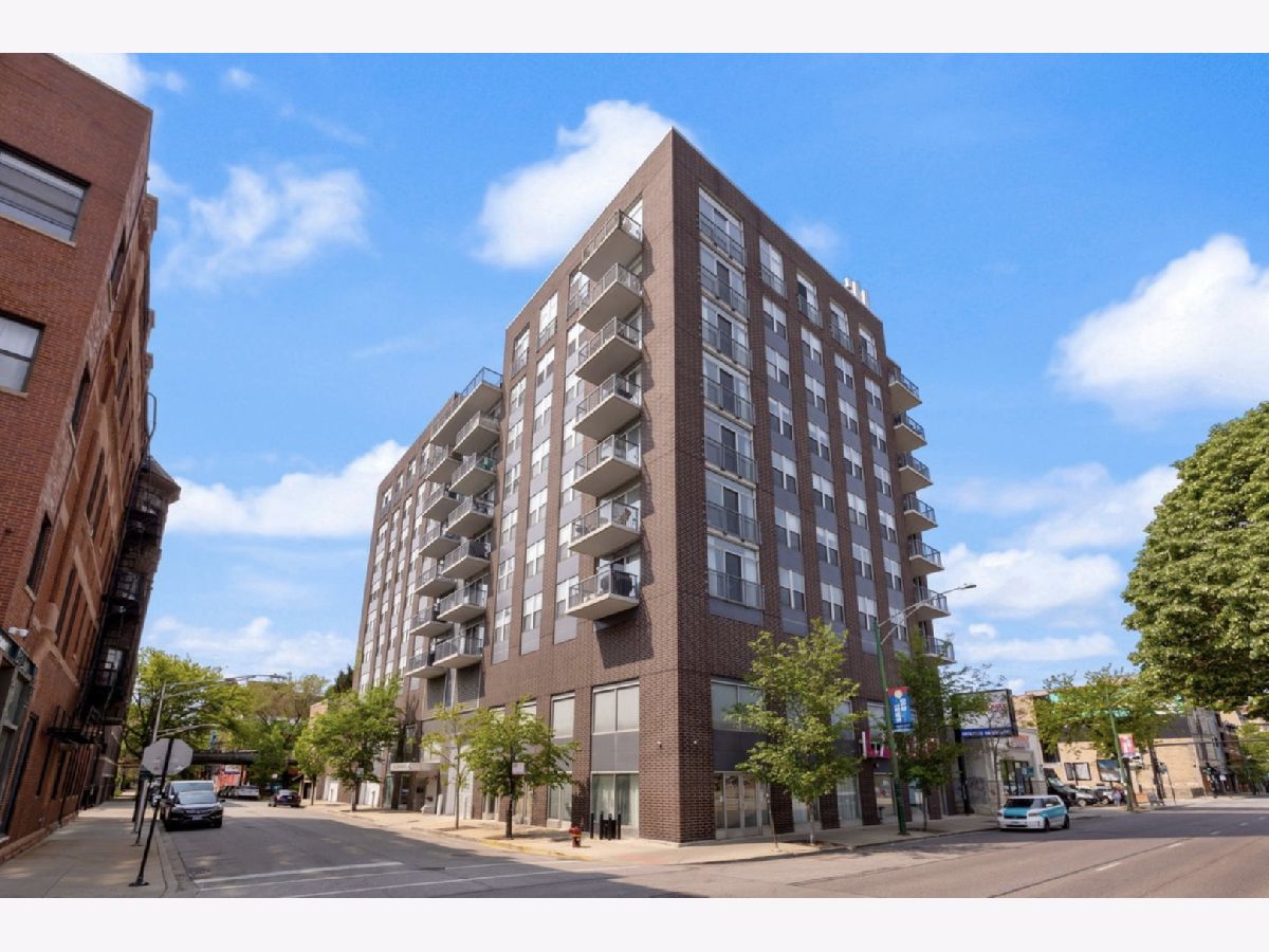 Condominiums For Rent Parc Orleans Chicago Illinois, 1546 Orleans