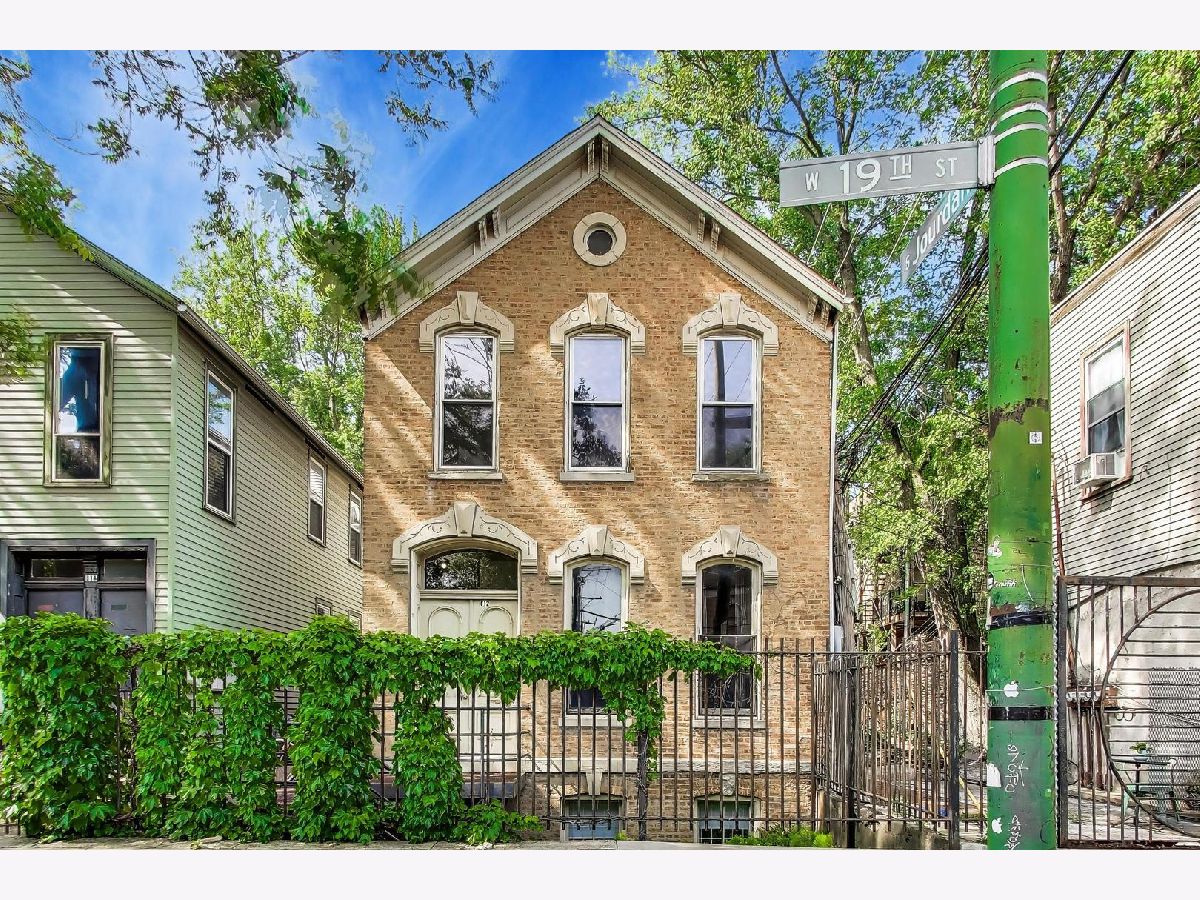Condos & Townhomes & Homes Rented Pilsen Chicago Illinois, 812 19th