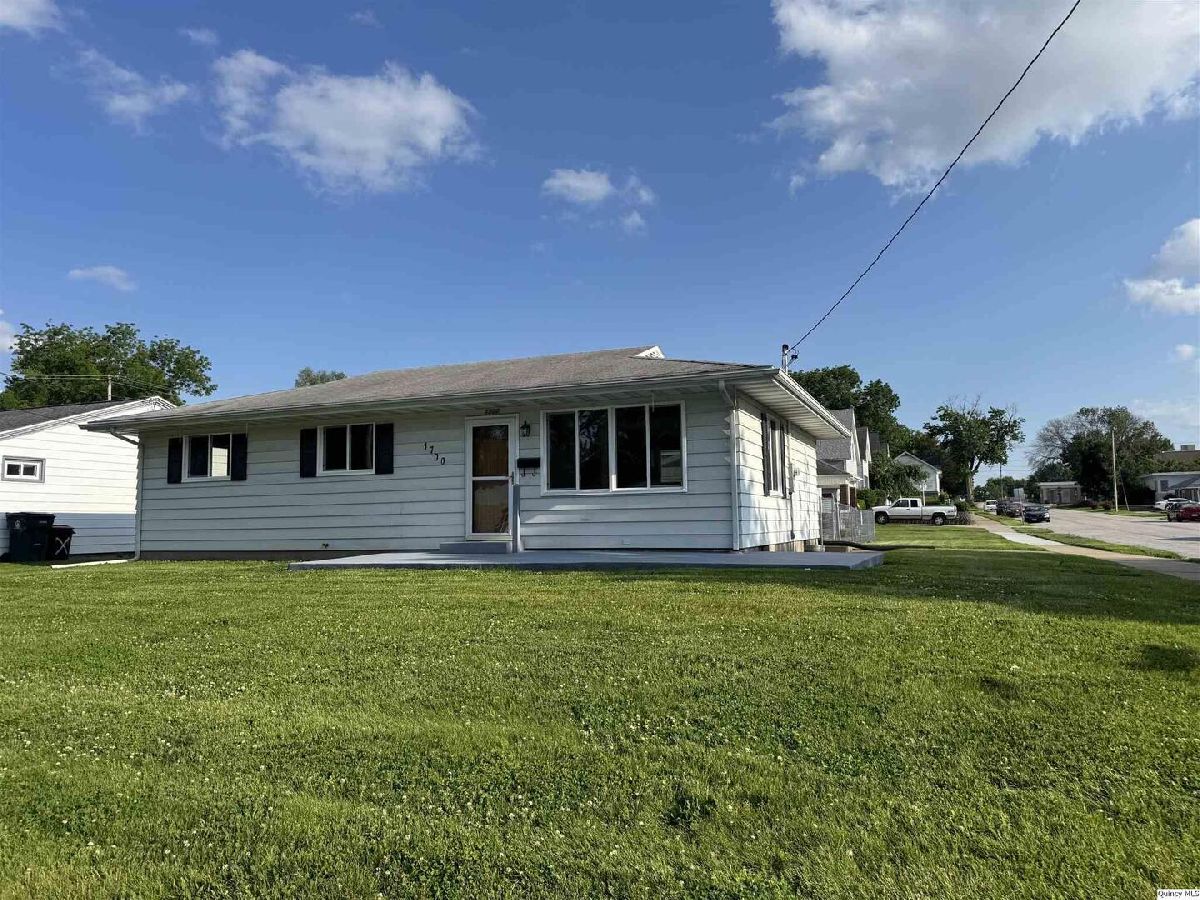  For Sale Quincy Illinois, 1700 Washington