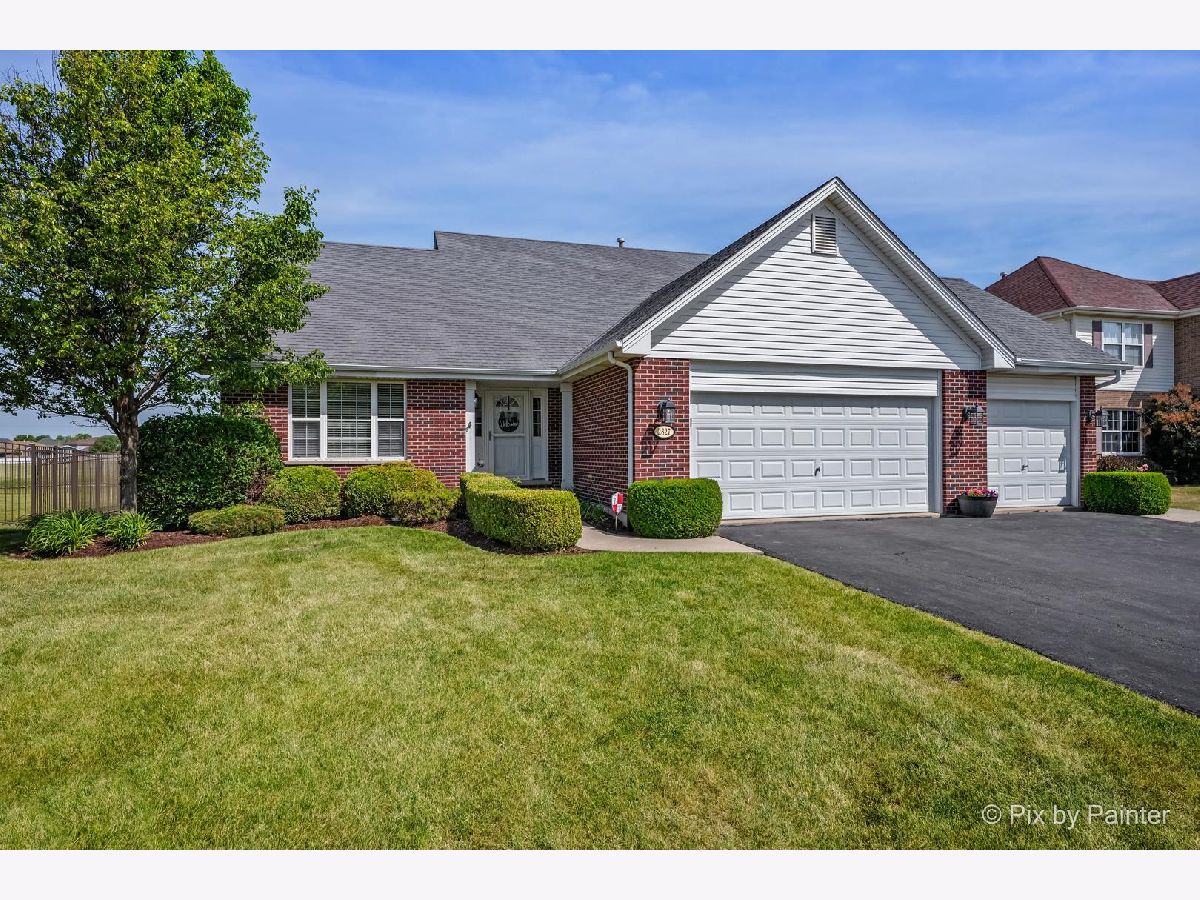  For Sale New Lenox Illinois, 2827 Brett Drive