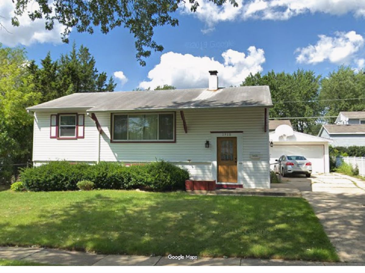  Sold Carpentersville Illinois, 1918 Bristol