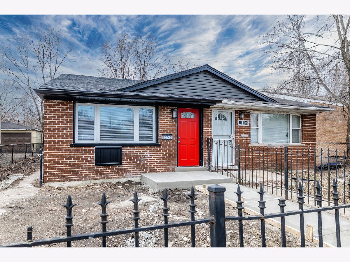  For Sale Chicago Illinois, 13240 Riverdale Avenue