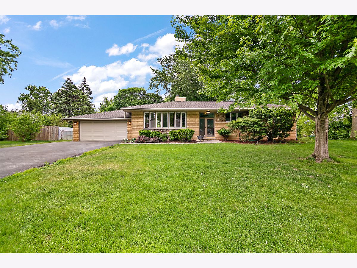  For Sale Hickory Hills Illinois, 9225 86th Avenue