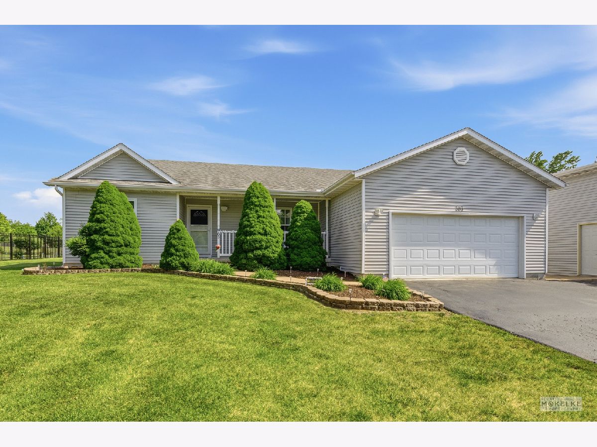 Homes For Sale Millington Fox River Estates Millington Illinois, 703 Sycamore