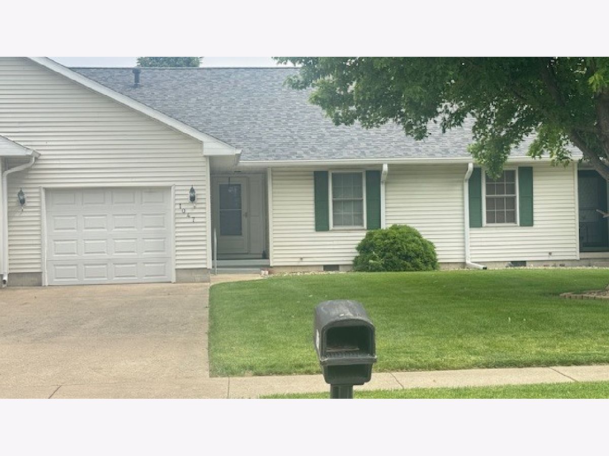  Sold Clinton Illinois, 1047 Kleemann