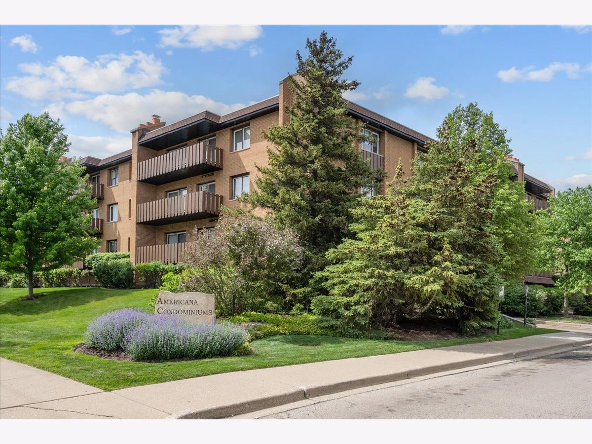  For Sale Highland Park Illinois, 1795 Lake Cook Road