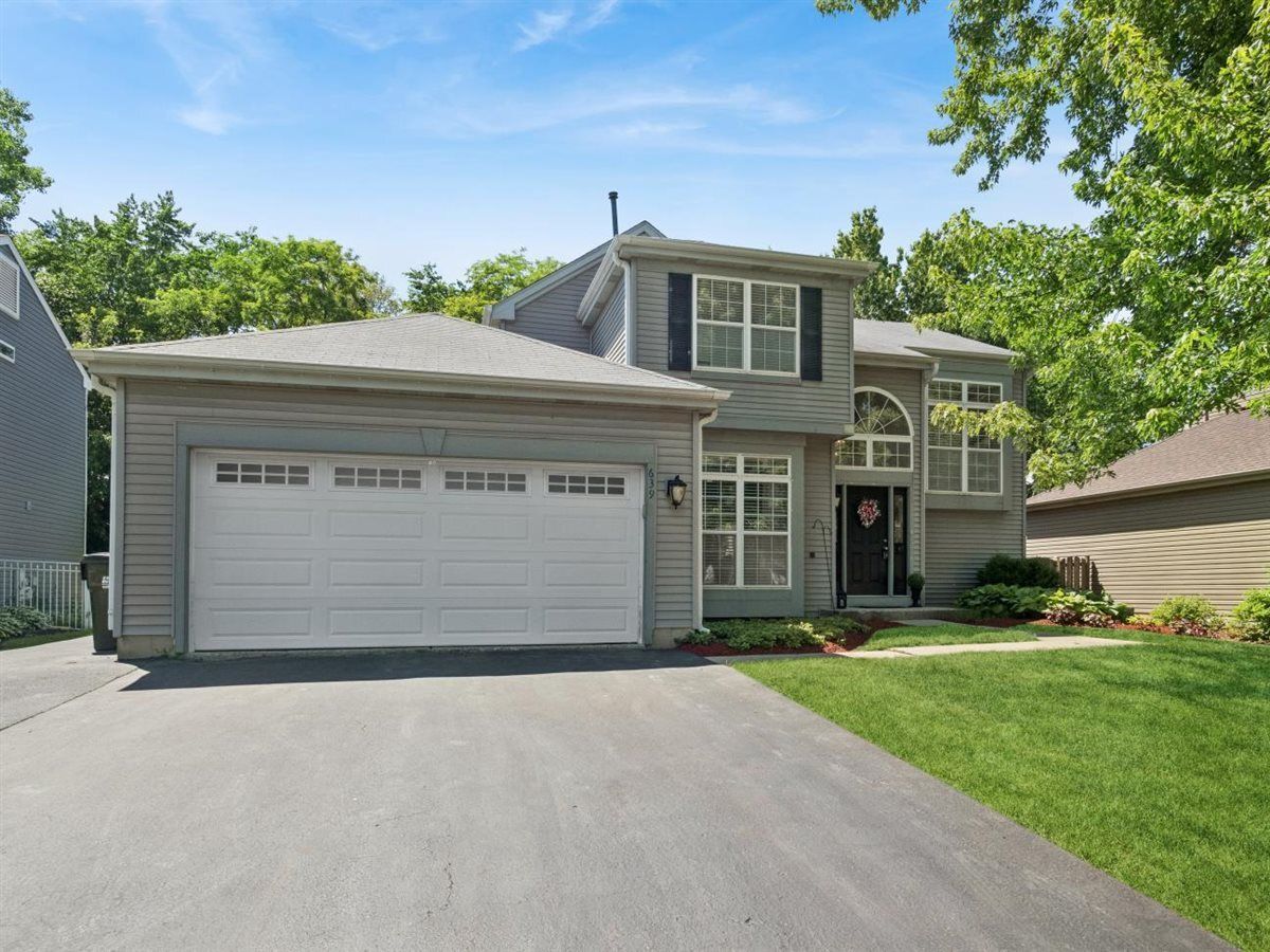  For Sale Lake In The Hills Illinois, 639 Anderson Drive