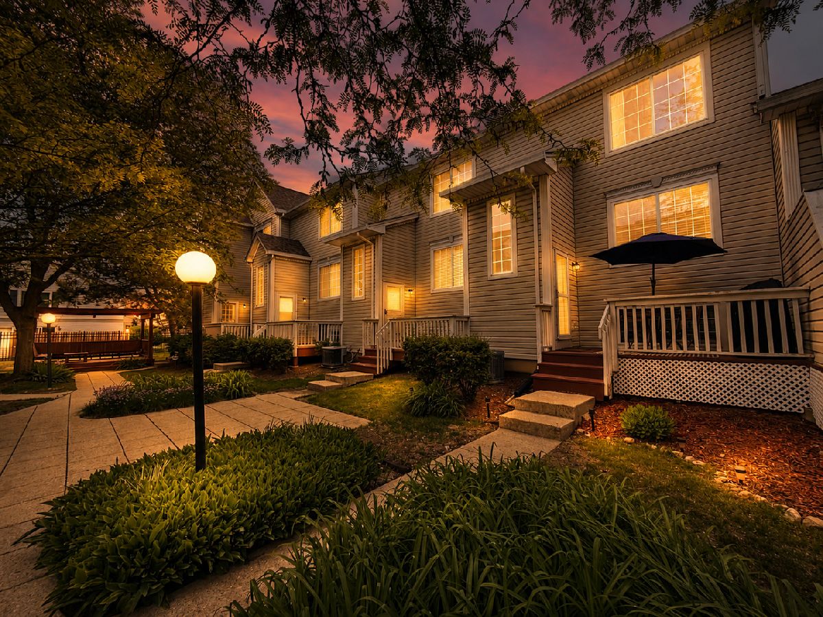  For Sale Bolingbrook Illinois, 313 Peachtree Court