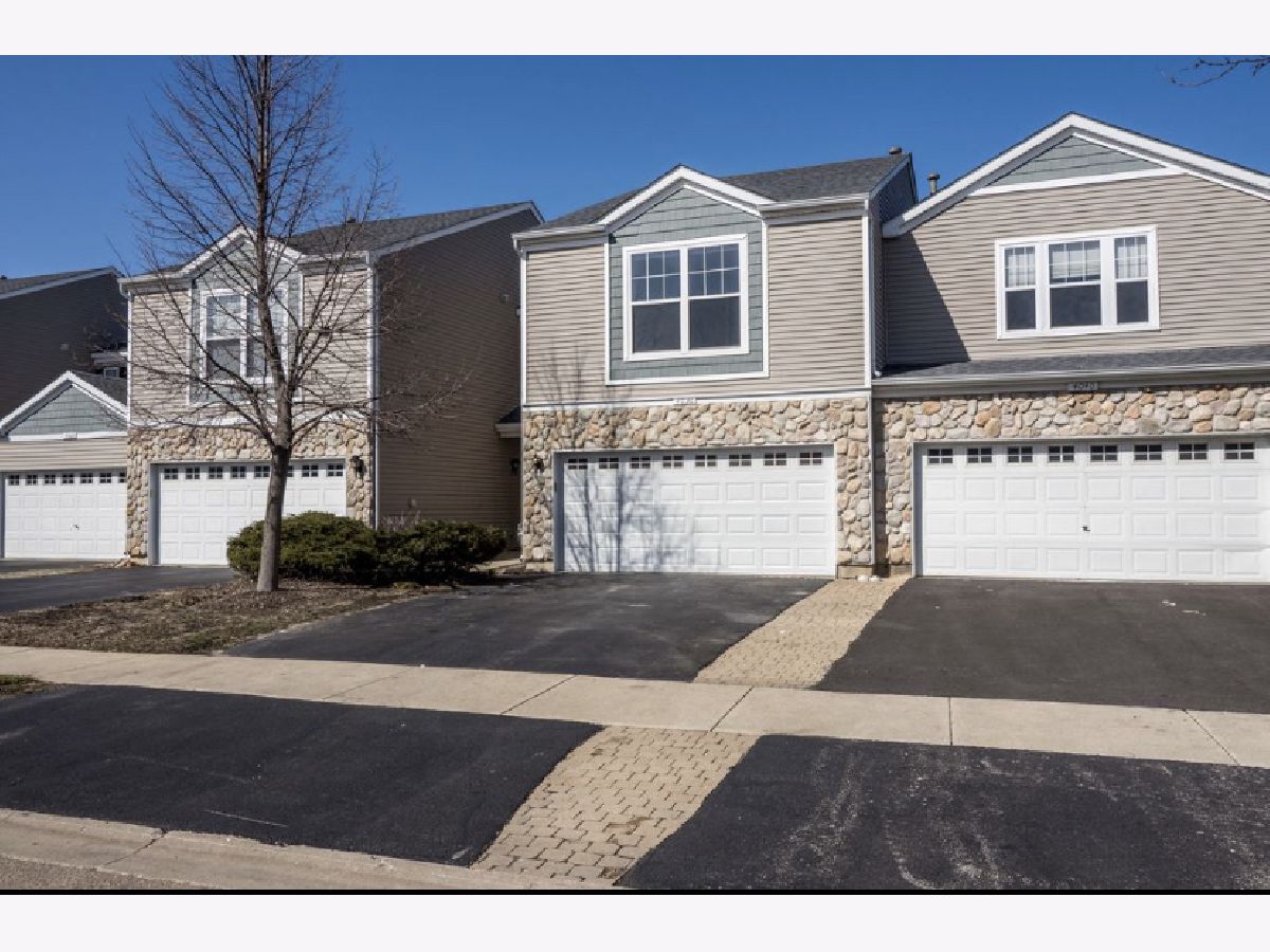  Rented Aurora Illinois, 4036 Blackstone